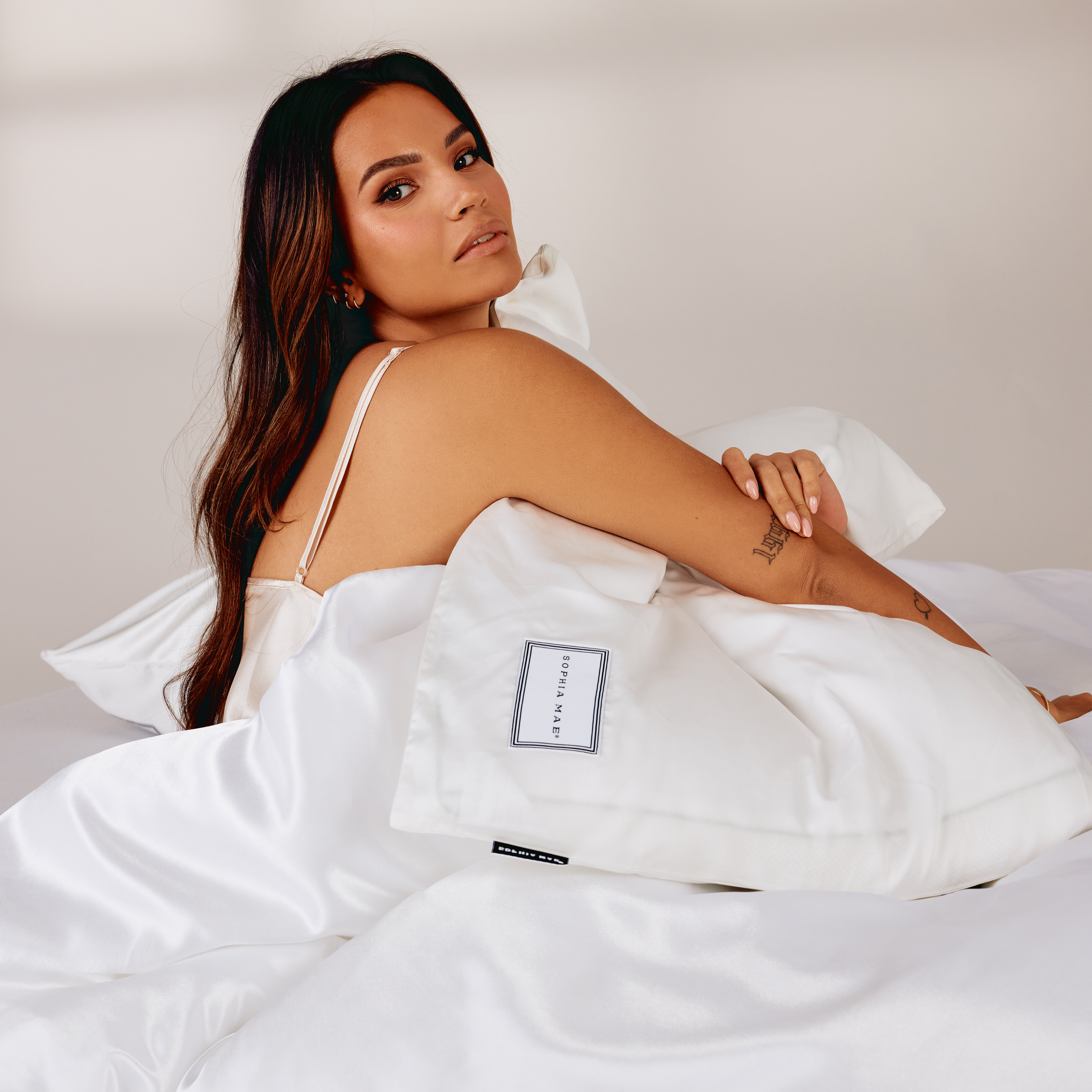 TWO-SIDED PILLOWCASE BUNDLE | SOPHIA MAE by Monica Geuze