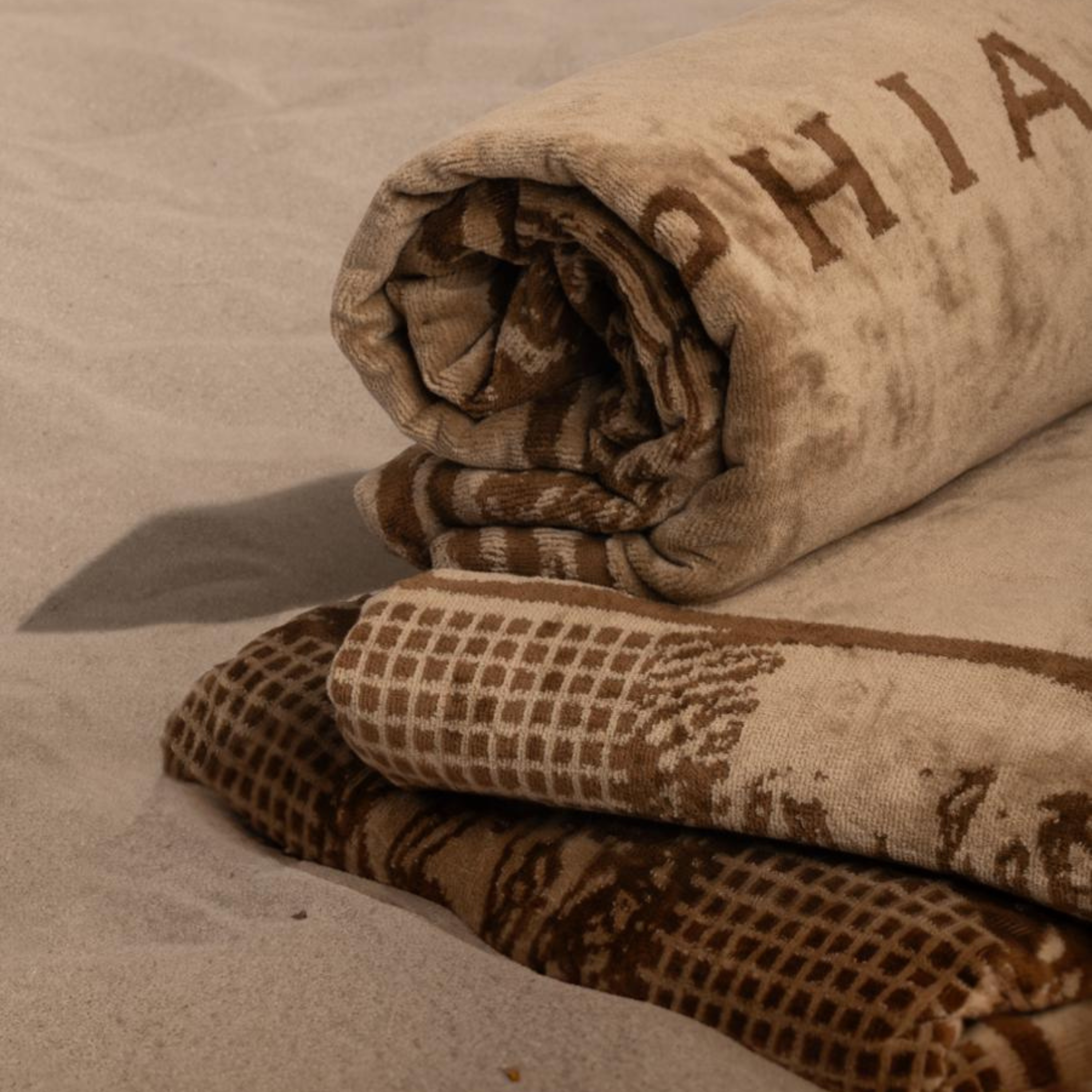 SEASIDE SERENITY BEACH TOWEL | SOPHIA MAE by Monica Geuze