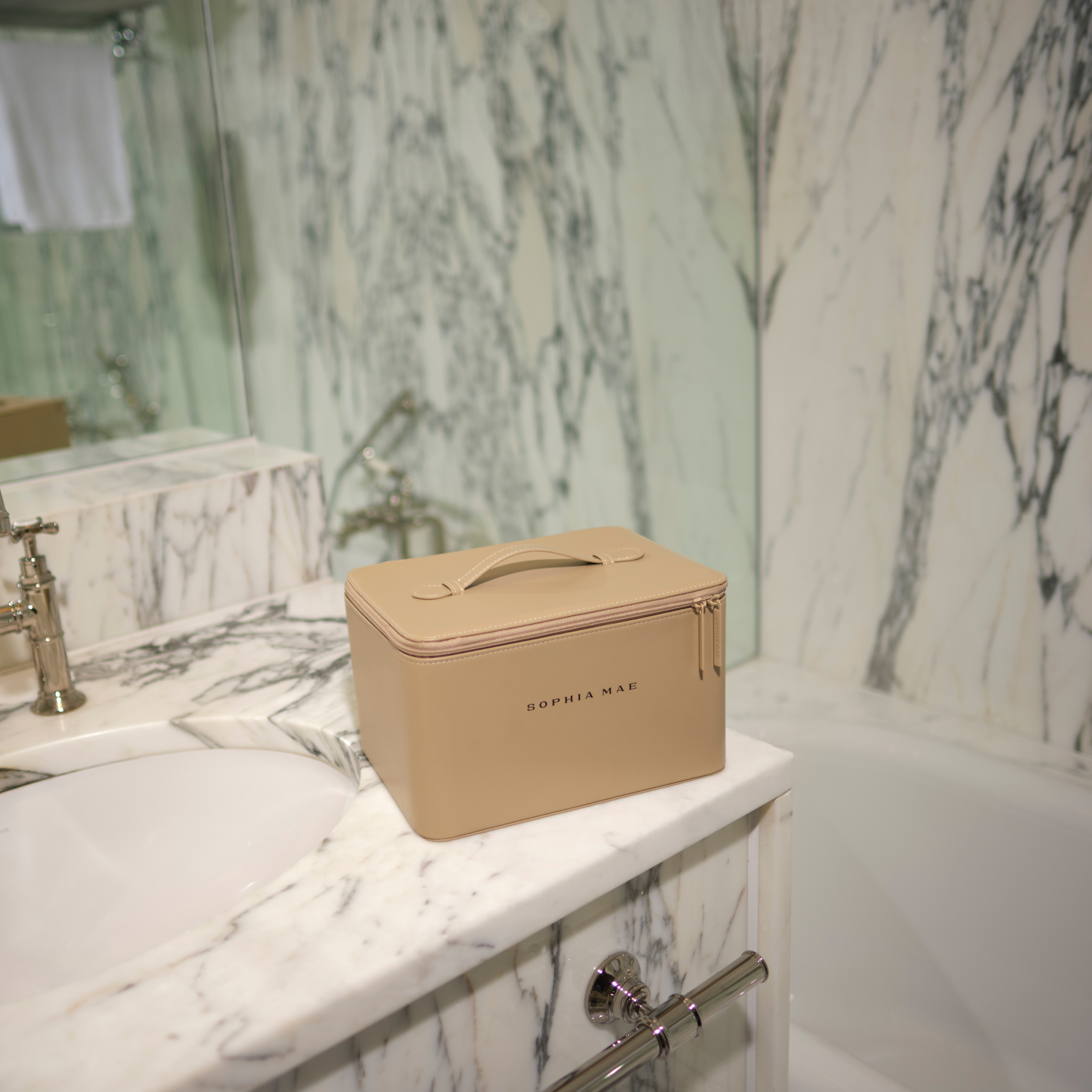 luxury beauty case for makeup.
