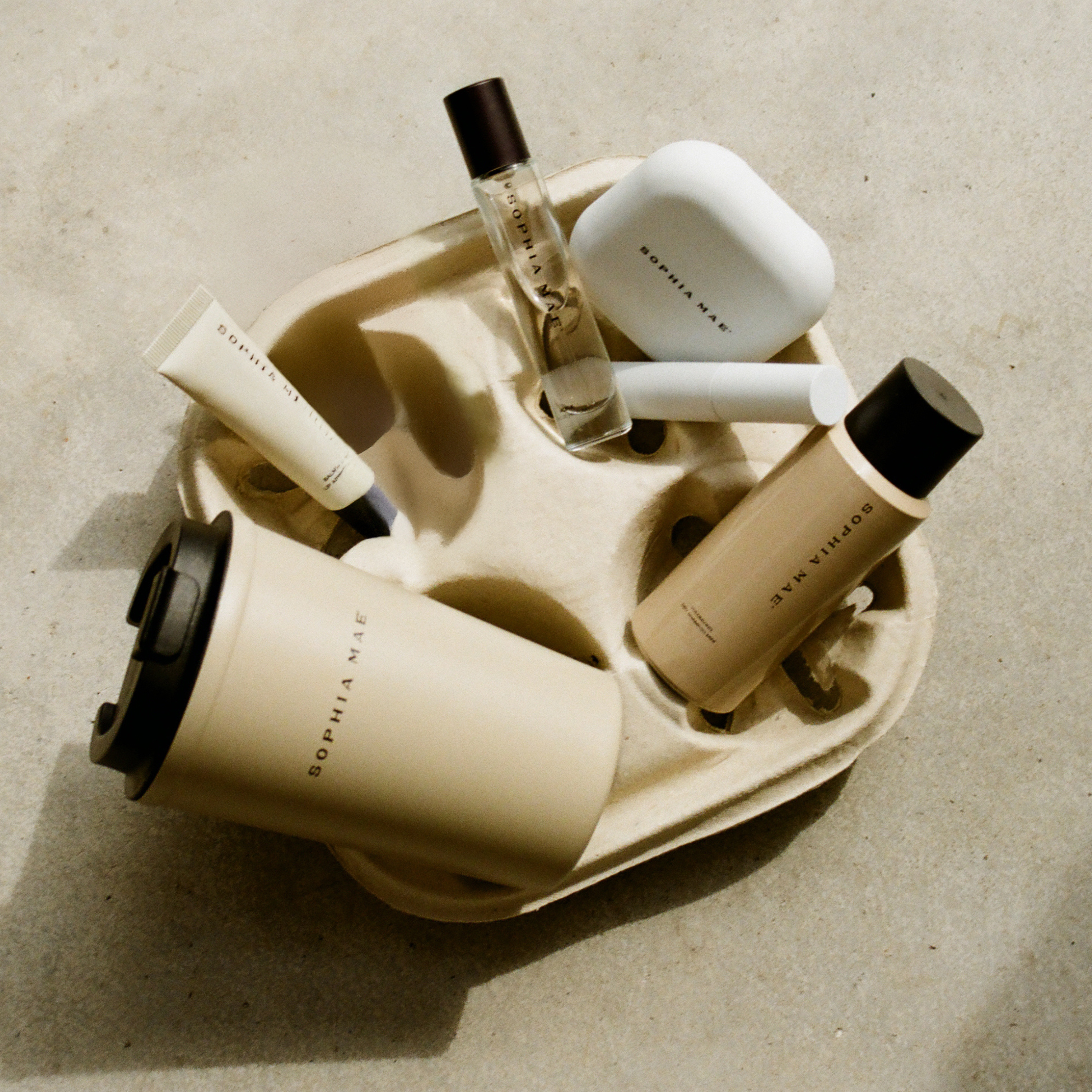 Minimalistic to go cup beige