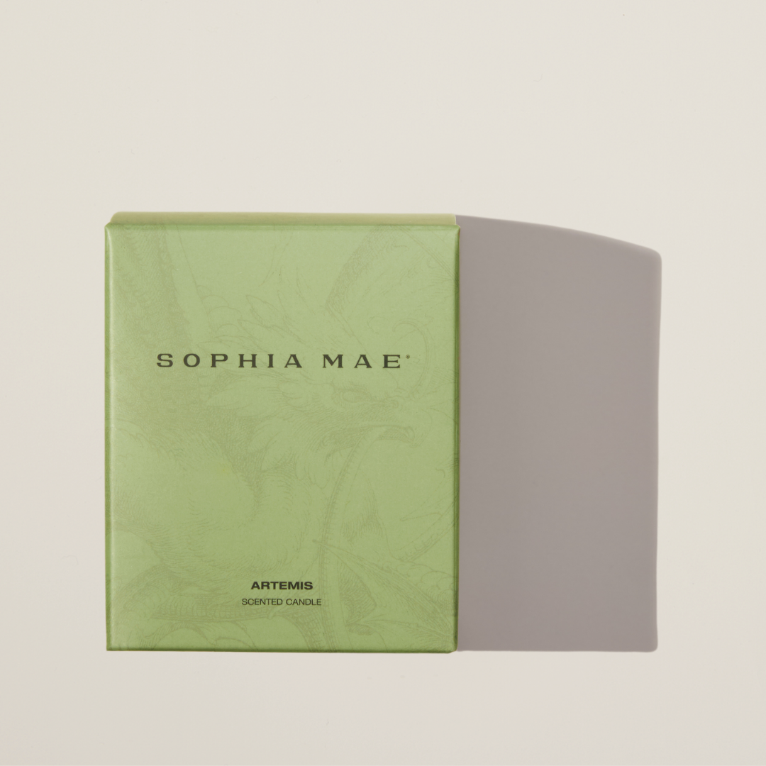 Artemis home fragrance candle – fresh, long-lasting aroma with a refined design to elevate your interior with light and vibrance.