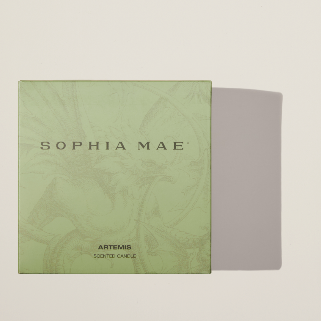 Luxury floral and herbal scented candle – Artemis fills your space with energy and calm through bright citrus and botanical notes.