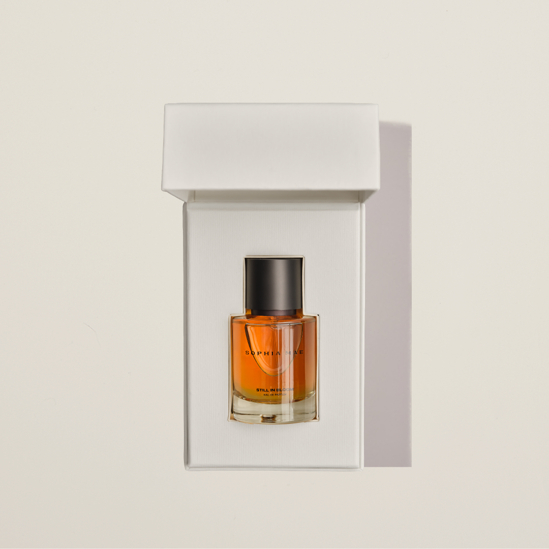 Eau de parfum musk , Still in Bloom from SOPHIA MAE.