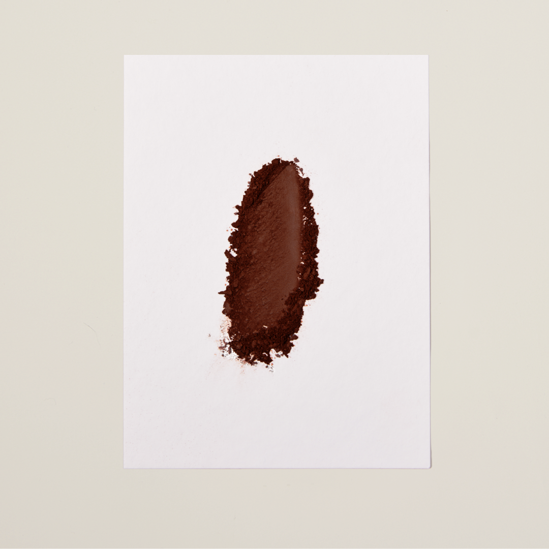 Deep shade bronzer SOPHIA MAE.