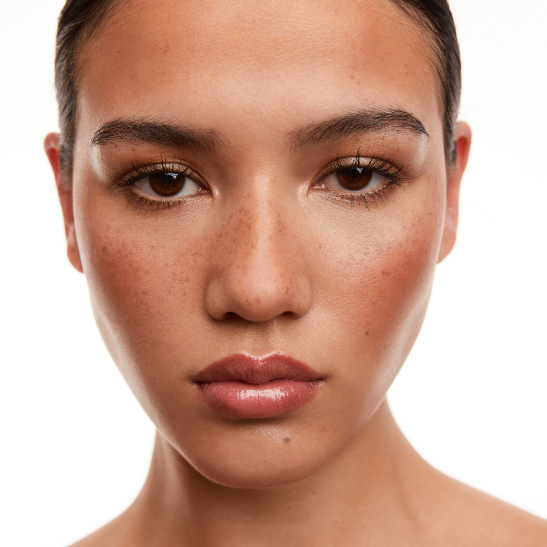 SOPHIA MAE bronzer with a flawless matte finish – lightweight, buildable powder for all-season radiance and contour.