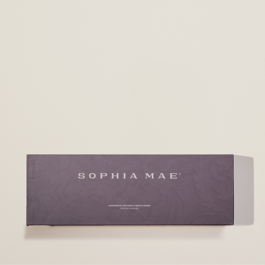 Mini candle set including Aphrodite, Artemis, Hestia, and Rosa – create a personalized ambiance with this elegant fragrance selection.