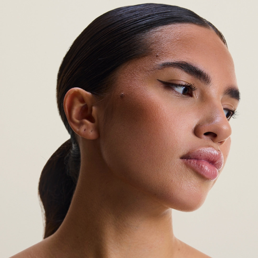 Long-lasting eyeliners by SOPHIA MAE.