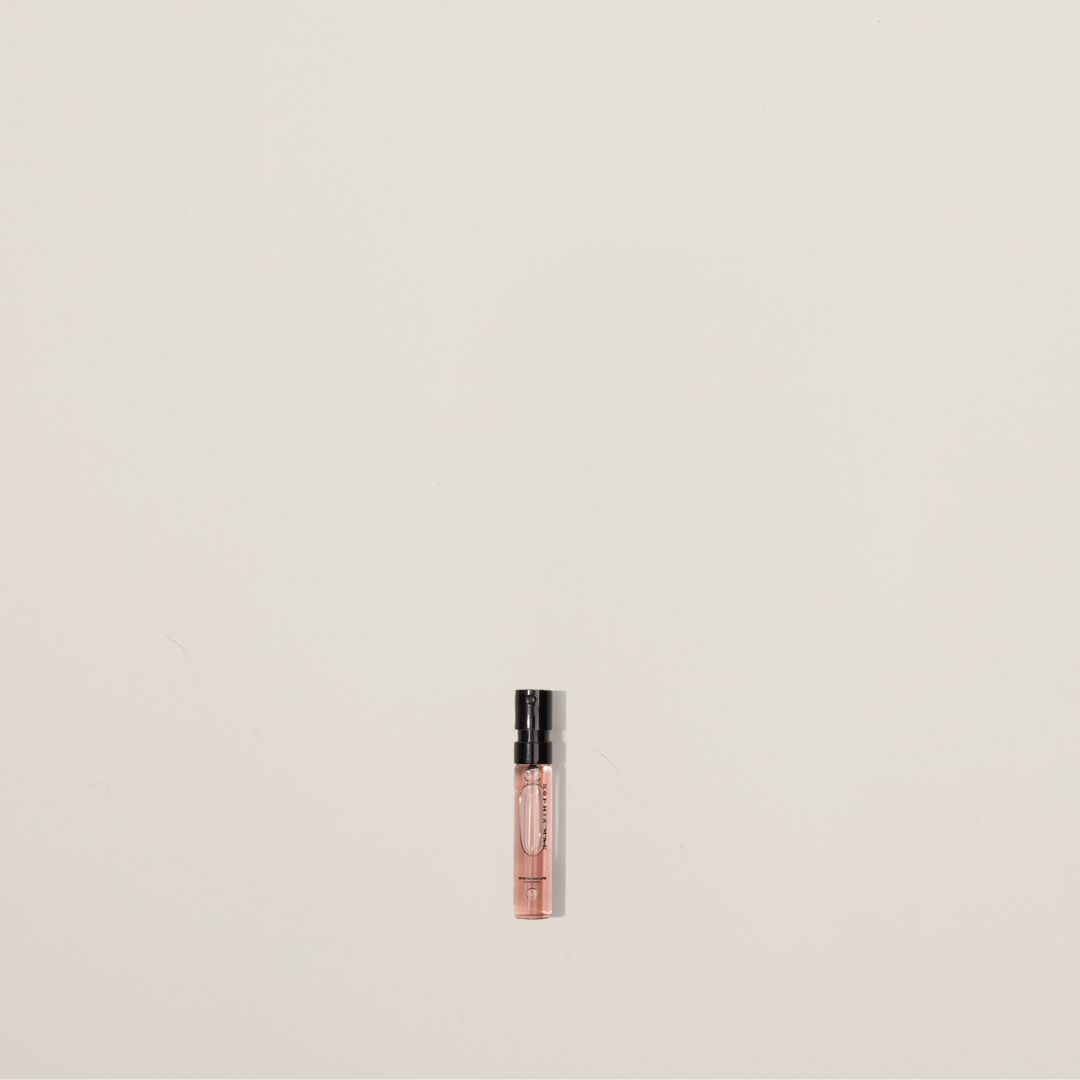 Mystic Escape eau de parfum tester (2 ml) – a seductive night fragrance with raspberry, rose, vanilla, and musk.