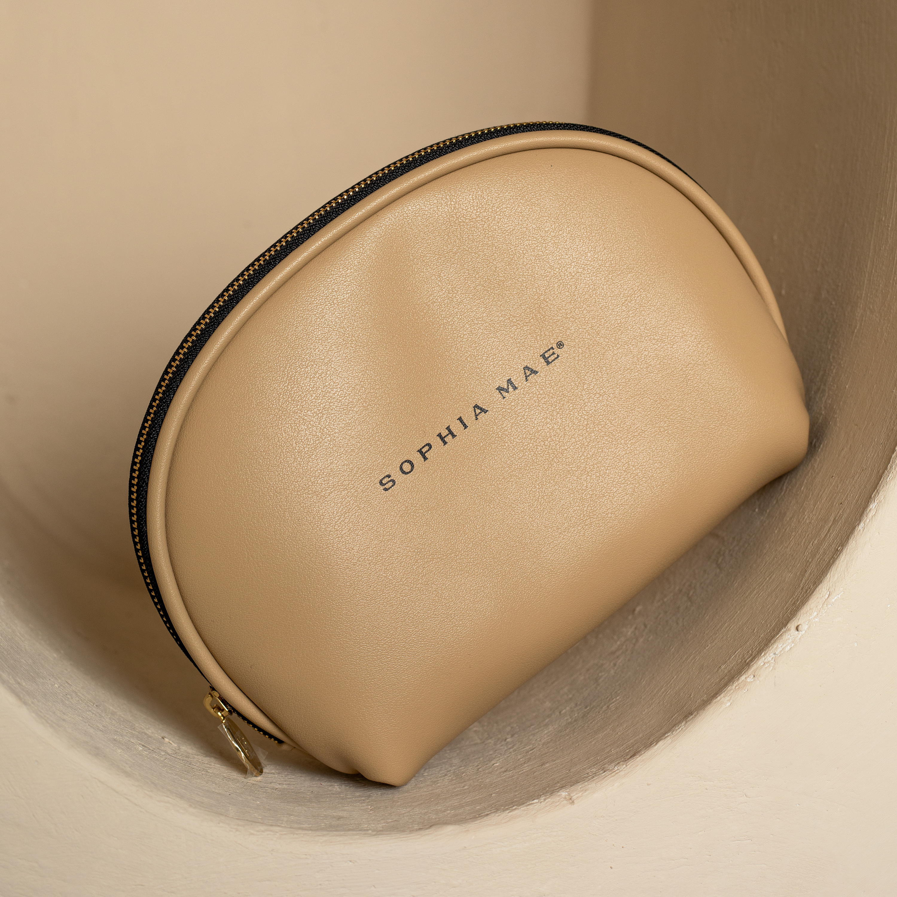 BEAUTY BAG | SOPHIA MAE by Monica Geuze