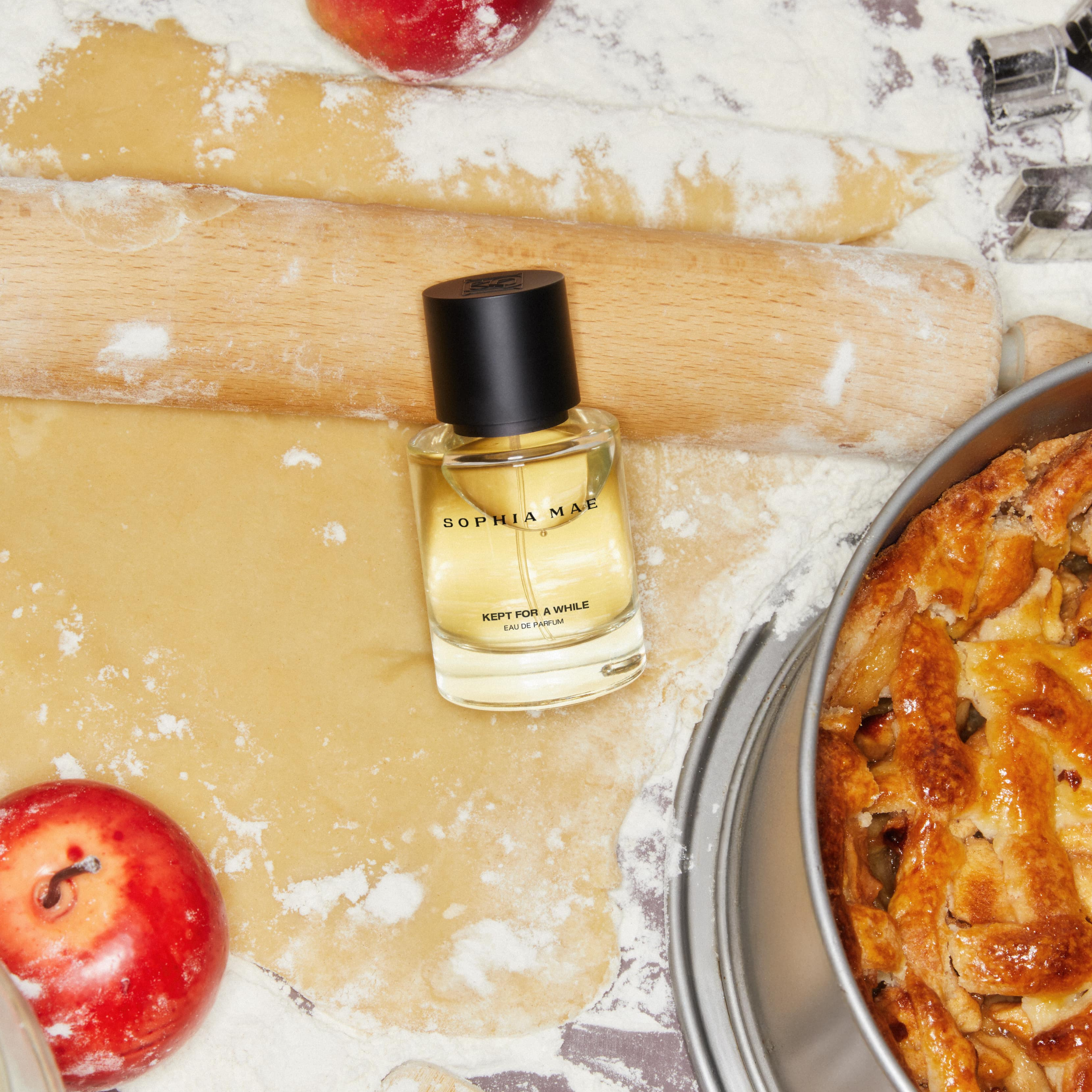 Kept for a While eau de parfum by SOPHIA MAE, a spicy gourmand fragrance with notes of vanilla, musk, praline, amber and cognac.