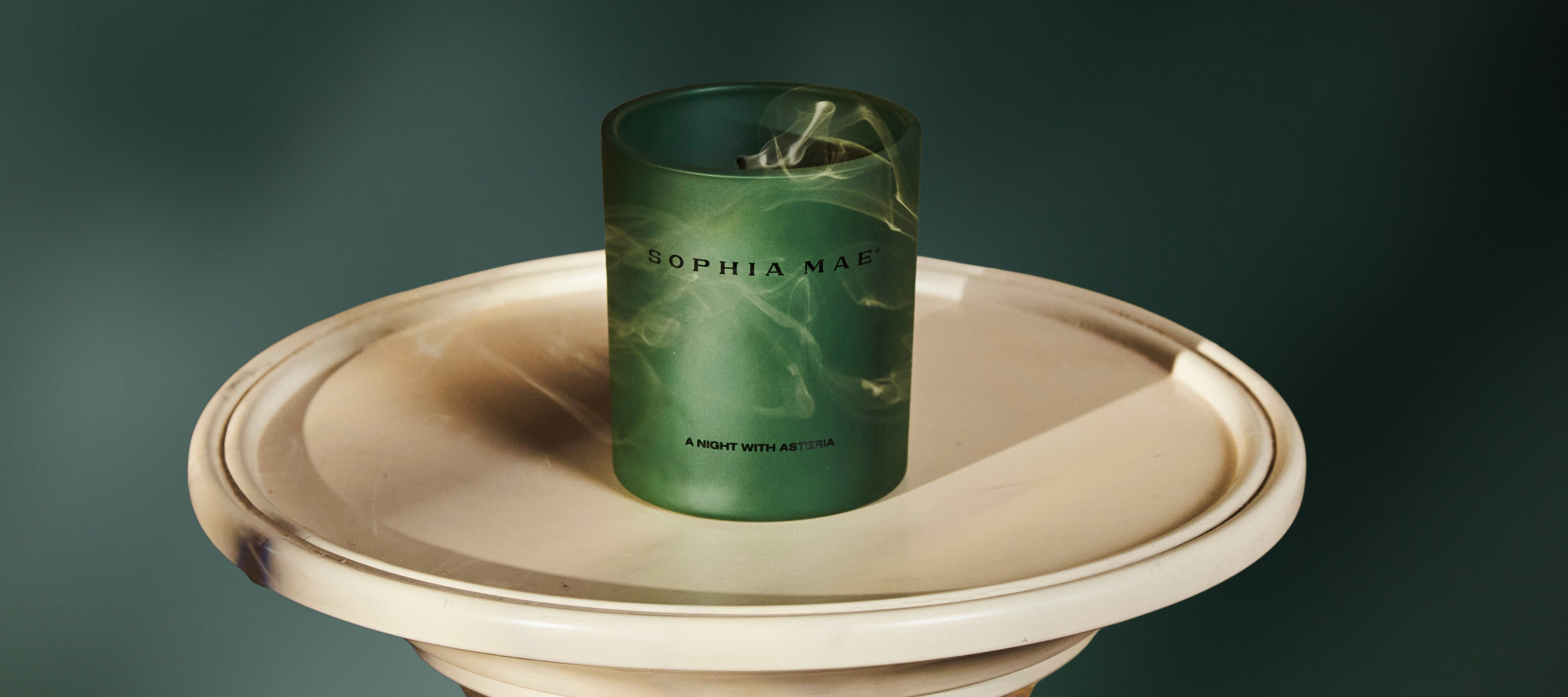 green scented candle SOPHIA MAE