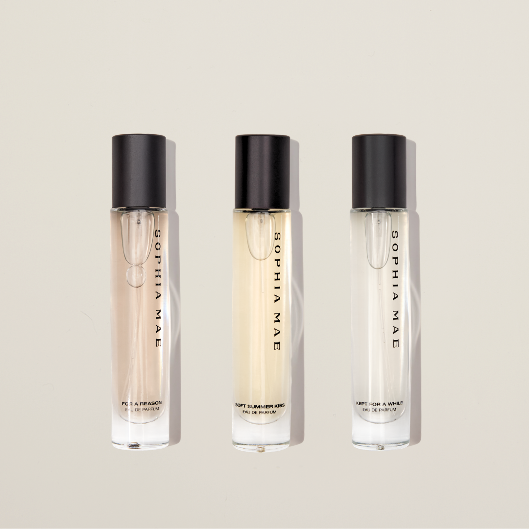 Packshot in beige from three eau de parfum best sellers from SOPHIA MAE without packaging.