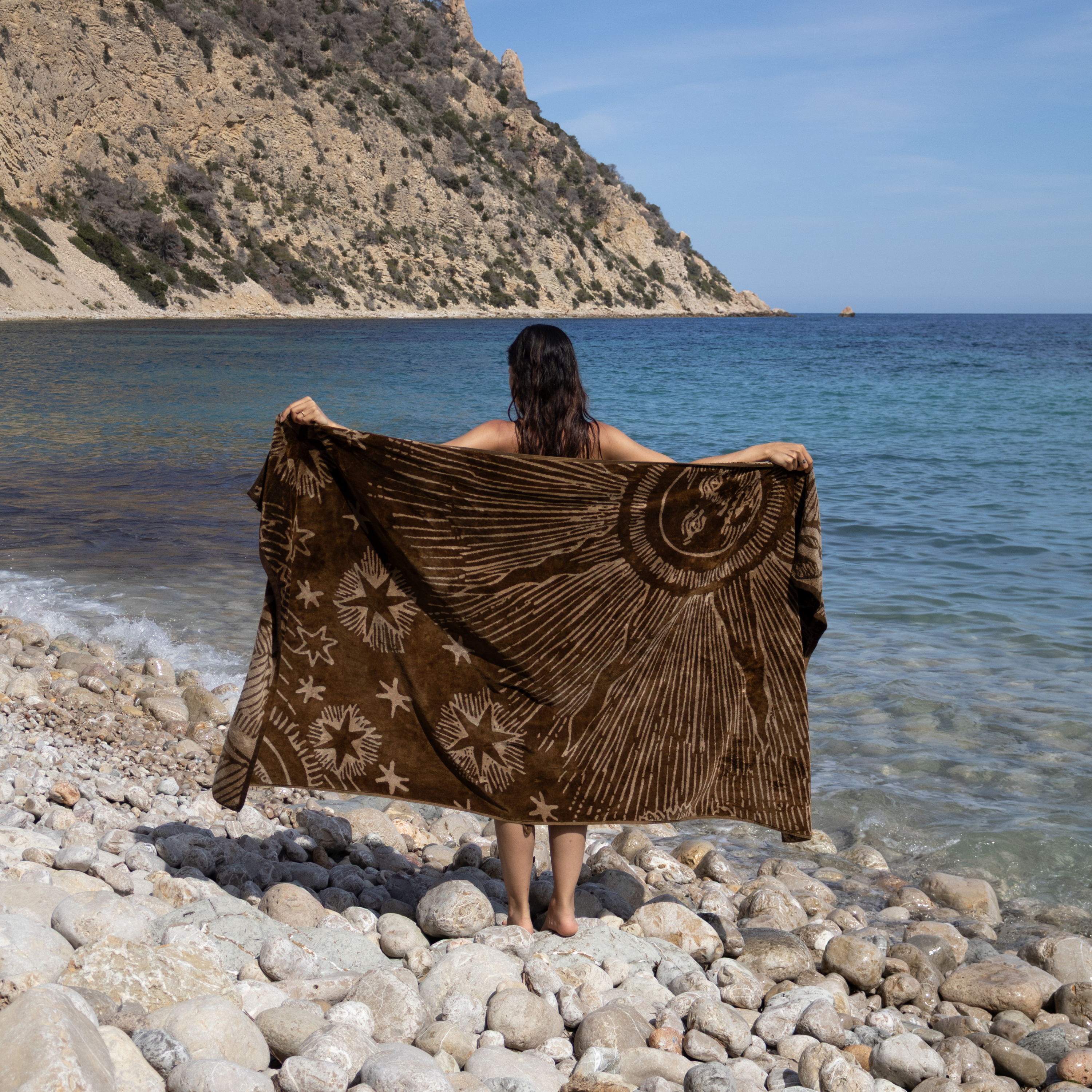 Beach towel SOPHIA MAE at beach