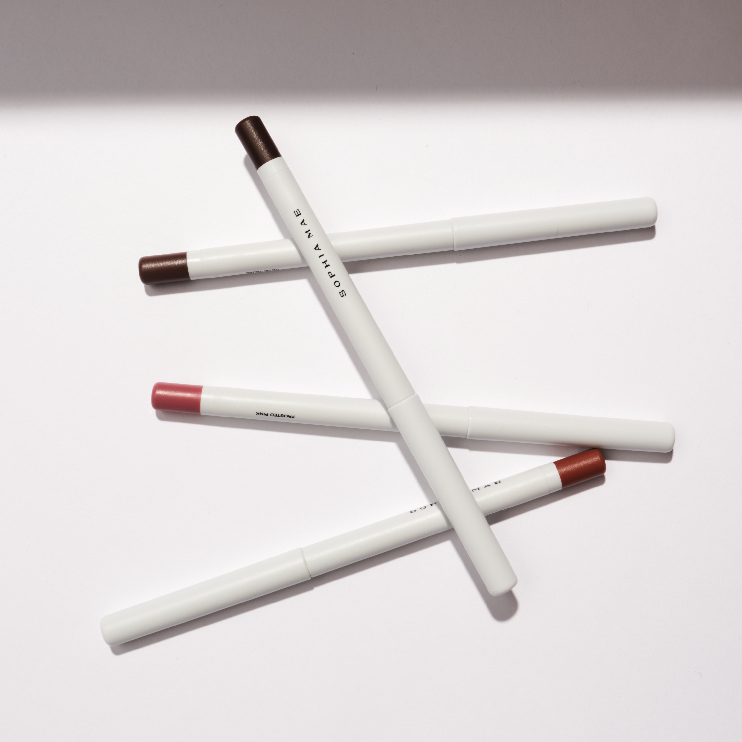 Lip liner bundle with four versatile shades.