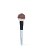 Best makeup brush for bronzer by SOPHIA MAE.