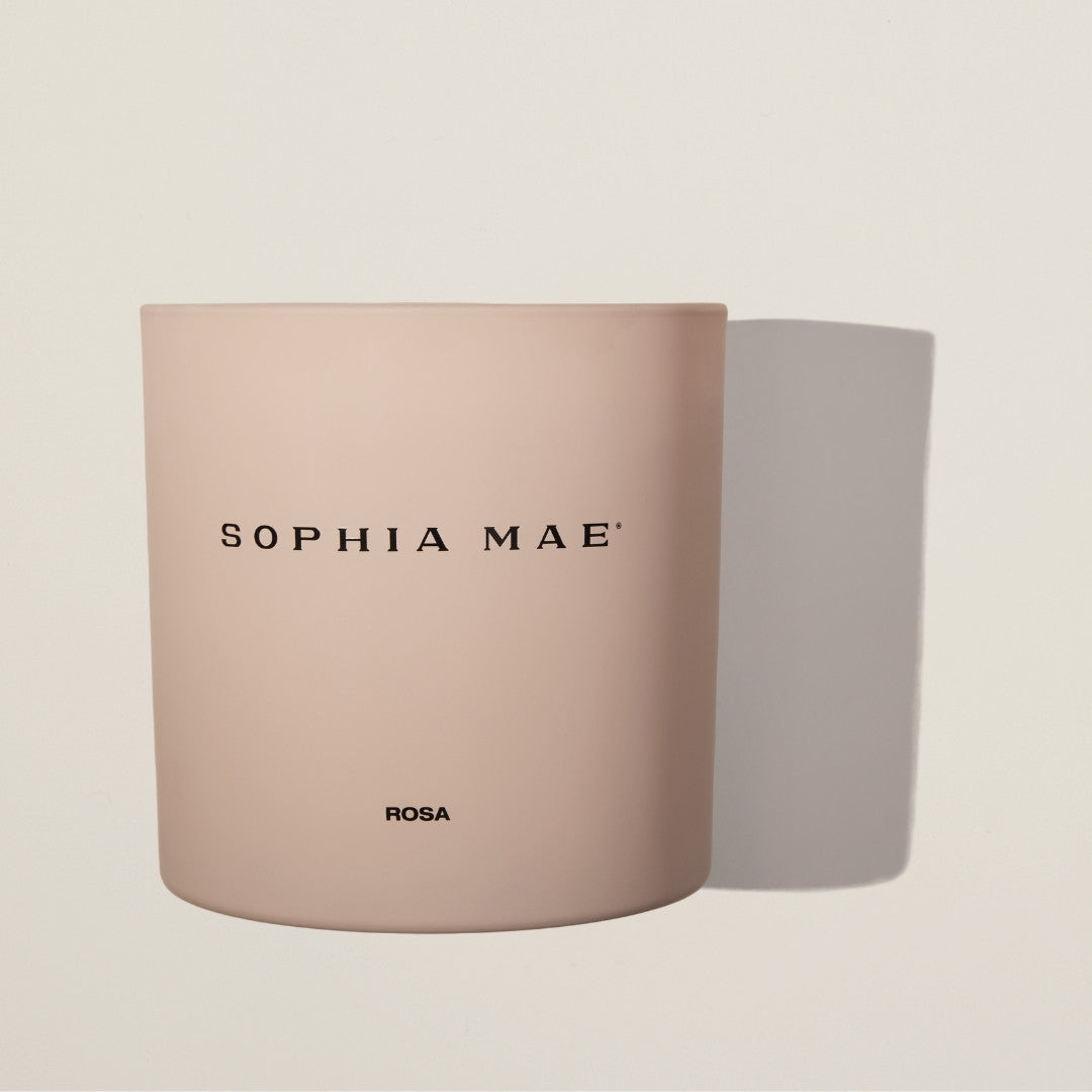 Rosa soy wax candle in large size – a statement piece that brings sweetness, romance, and warmth into your home.