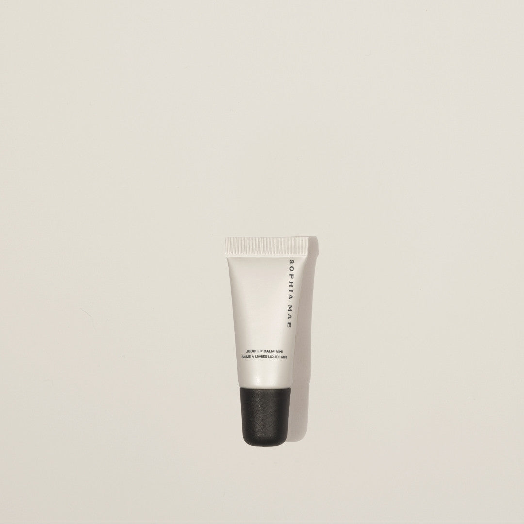 Liquid lip balm - dry lips remedy at home by SOPHIA MAE.