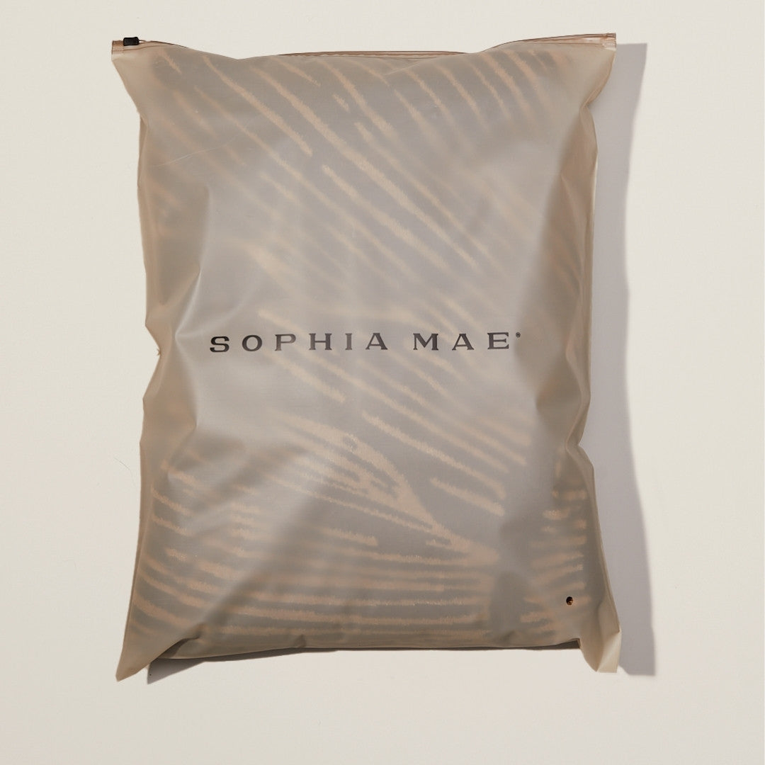 SOPHIA MAE Beach Towel 02 – plush 100x200 cm towel with 550 GSM thickness, offering comfort, elegance, and sun-soaked summer vibes.”