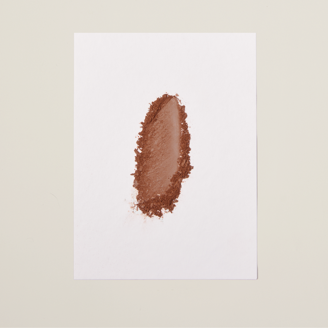 Medium shade bronzer SOPHIA MAE.