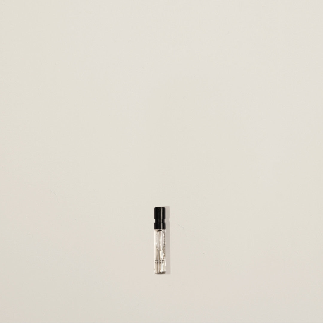 Vanilla gourmand perfume sample SOPHIA MAE.