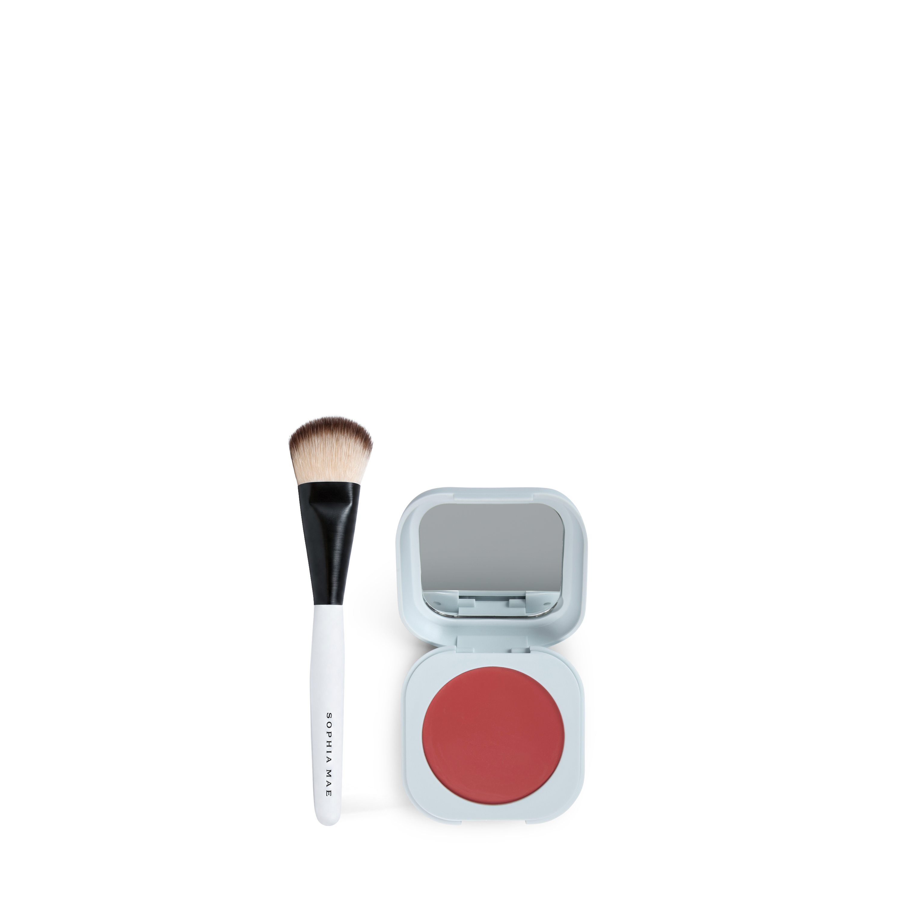 SOPHIA MAE Blush & Brush bundle met compacte rouge, spiegel en bijpassende make-upkwast.