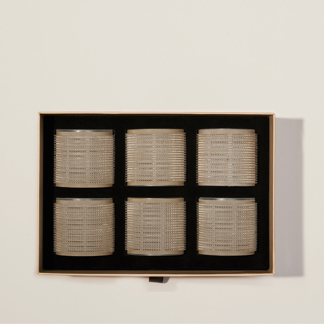 Roller Rendez-Vous maxi, set of 6 velcro volume rollers for styling full, curly hair at home with a comfortable, secure hold.