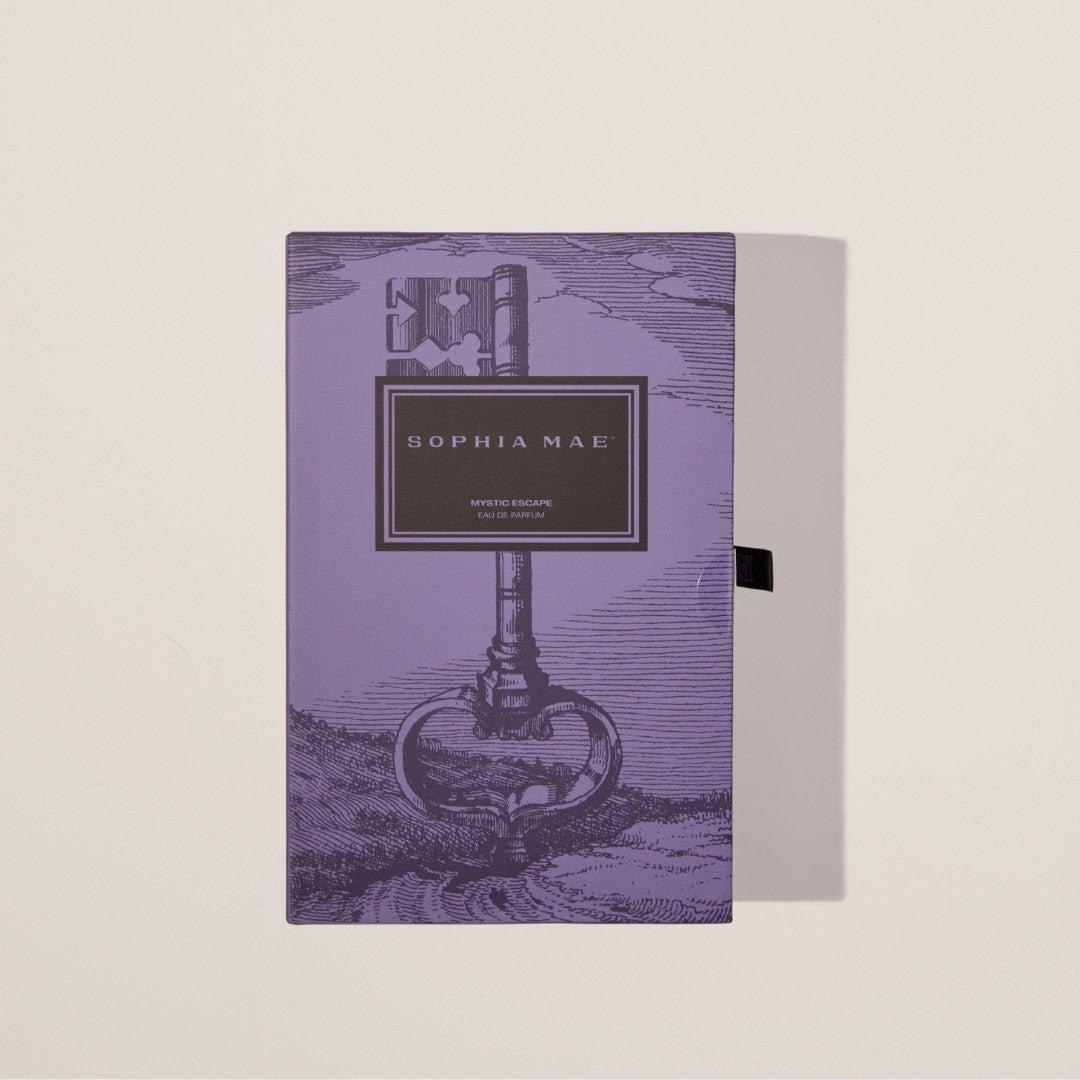 Sensual evening eau de parfum with floral and gourmand notes – Mystic Escape leaves a magnetic trail of mystery and desire.