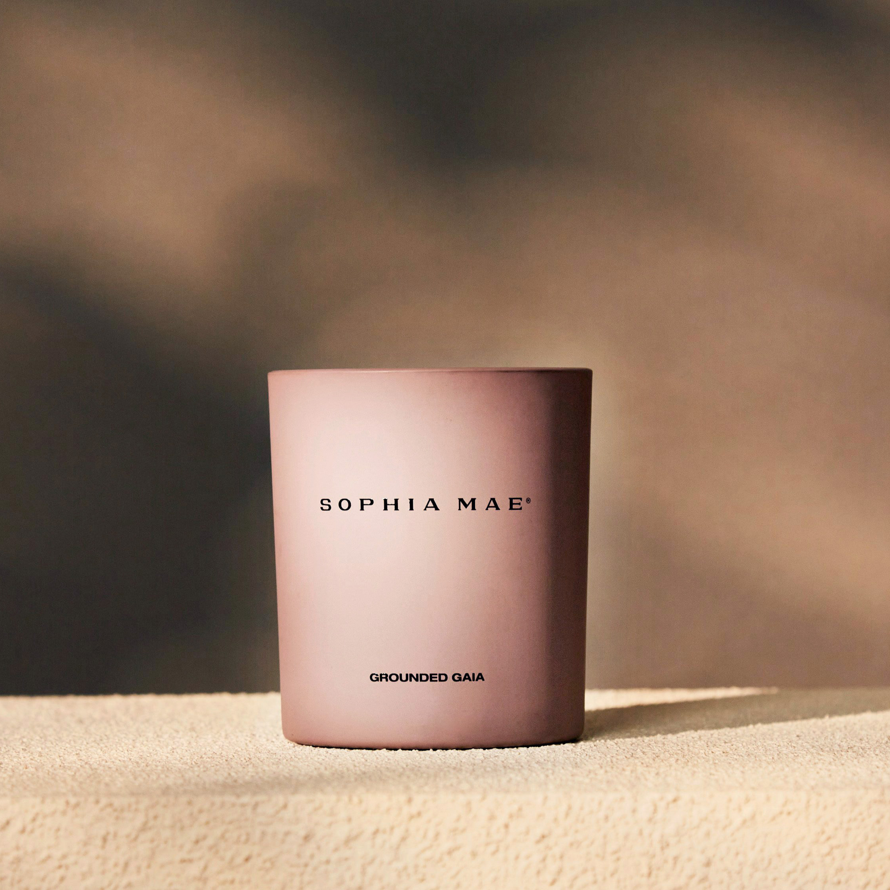 Luxury pink scented candle – create a refined, subtle ambience in your home