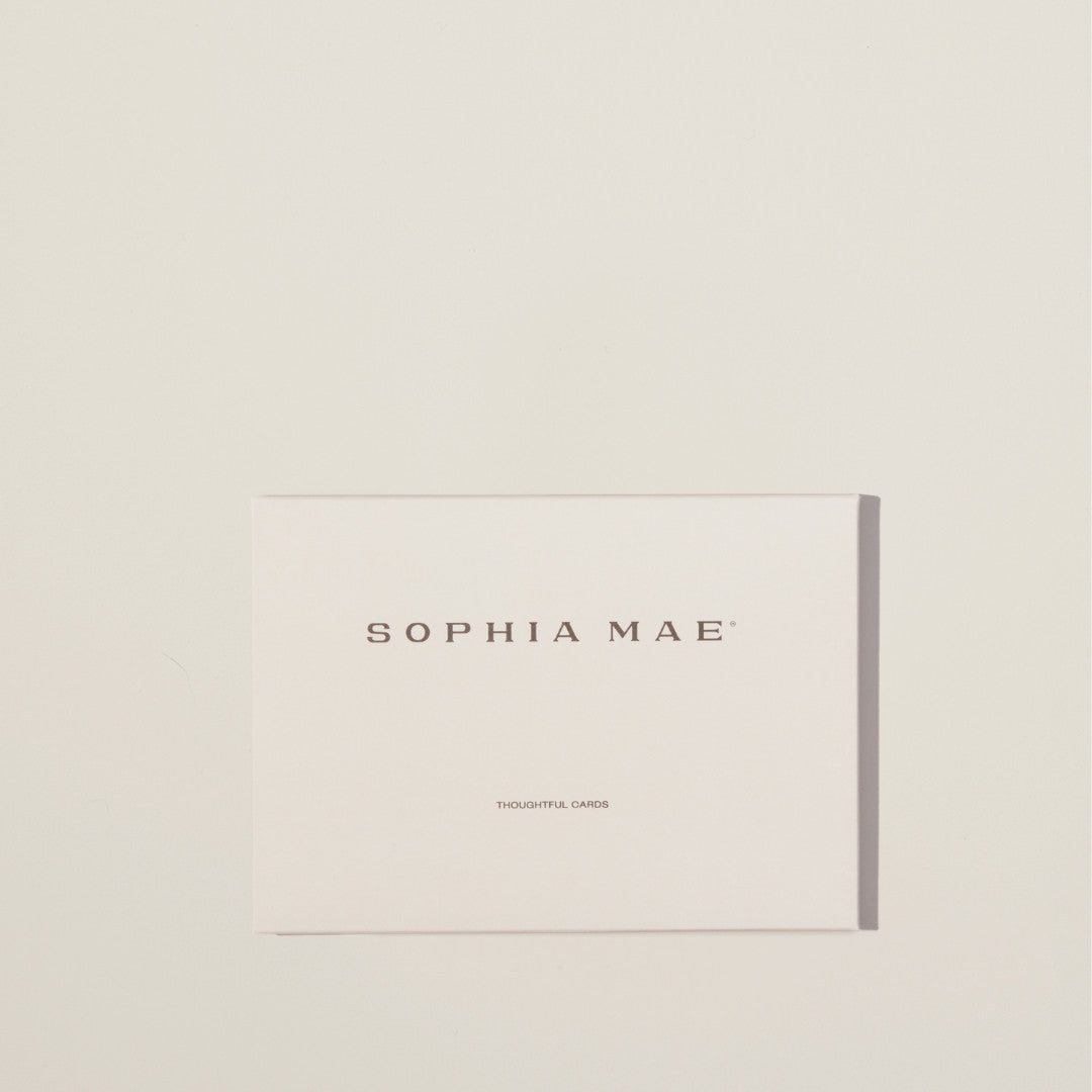 Elegant greeting card set on sustainable cardboard – versatile, beautifully designed cards perfect for any occasion or personal message.