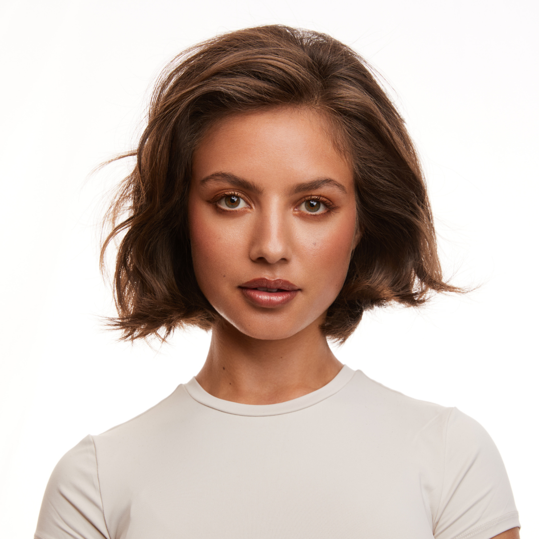 Velcro hair rollers and hair clips set for salon-quality blow-out and bouncy curls at home.