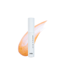 Hydrating shiny lip gloss with a 3D effect.