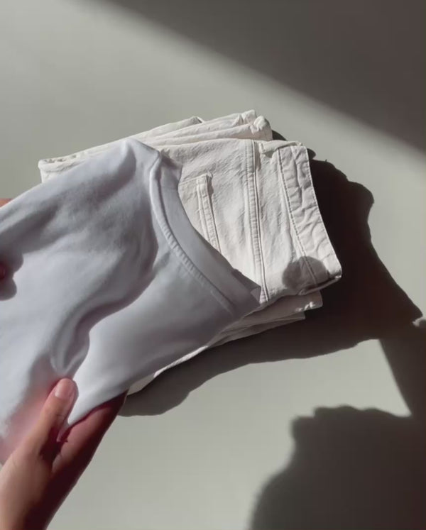 Video of the new Dew of dawn laundry perfume with freshly washed clothes. A clean look by SOPHIA MAE. 
